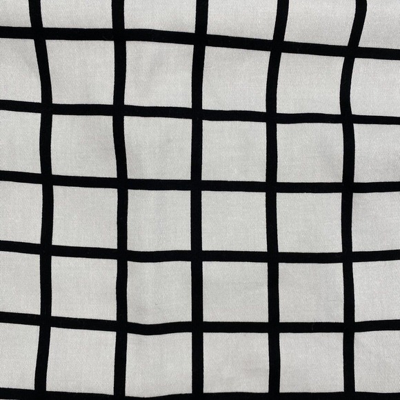 DO + BE Sz S Grid Print / Vinyl Back Top Short Sleeve Blouse NWT - Picture 8 of 11